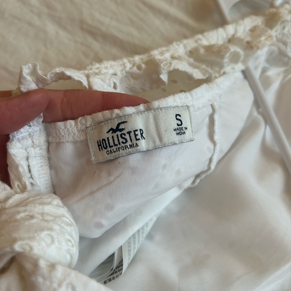 Eyelet crop top - Picture 3 of 3